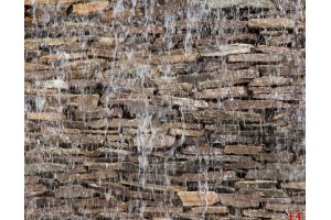 Фототапет стена от камък с водопад