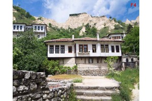 Фототапет български стари къщи панорама от Мелник